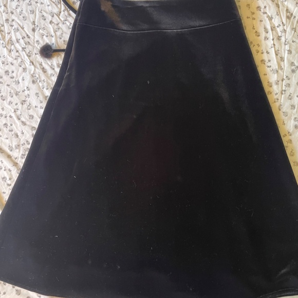 Velour Mid Length Skirt - Picture 2 of 4